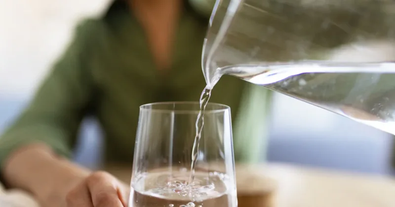 Su içiyorum derken kendinizi zehirlemeyin: Su tüketimiyle ilgili doğru bilinen yanlışları uzmanı açıkladı!