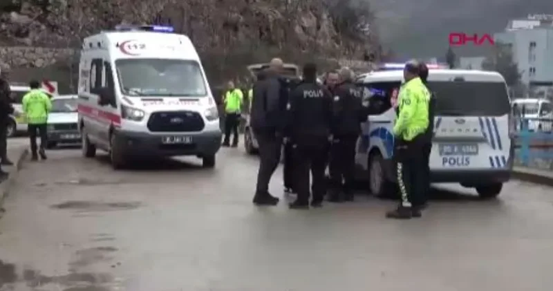 Dur ihtarına uymayan ehliyetsiz sürücü polise çarptı