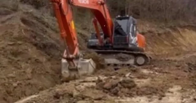 Sinop ta kapanan yol tekrar ulaşıma açıldı Sinop Haberleri