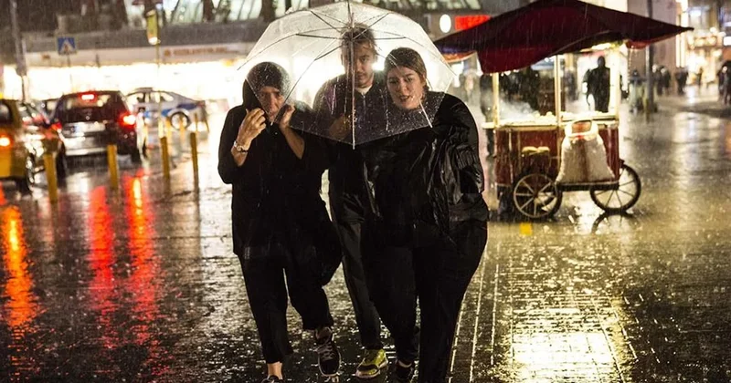 Meteoroloji ve AKOM uyardı! İstanbul u günlerce esir alacak Sözcü Gazetesi