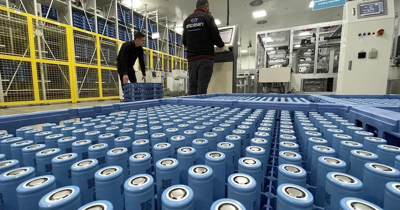 Türk savunma sanayiinin güç kaynağı sivil alanlara taşınıyor