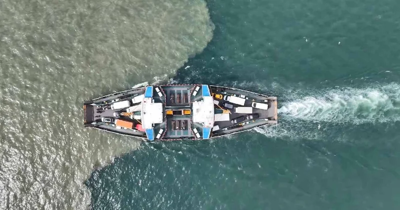 Yağış sonrası Haliç in son hali ortaya çıktı