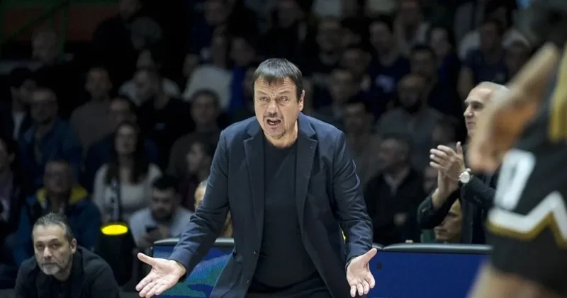 Olaylı maçta çılgına dönen Ergin Ataman a şok tepki: Çok fazla ağlıyor