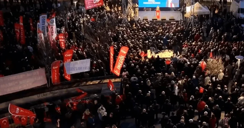 Bursalılar Bozbey nöbeti: Belediyeye akın ettiler Sözcü Gazetesi