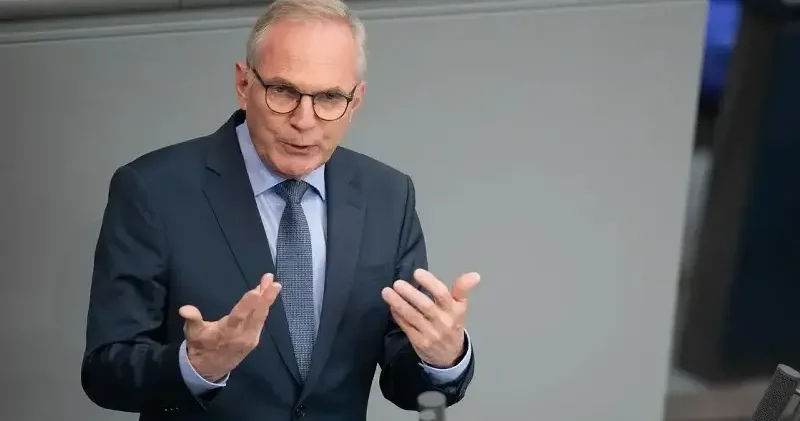 Çocuk istismarcısı Alman siyasetçinin davası kamuya gizlendi: Sebebi İsrail ile yakınlığının bulunması Avrupa Haberleri