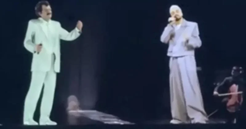 Sefo sahnede Müslüm Gürses ile düet yaptı Sözcü Gazetesi