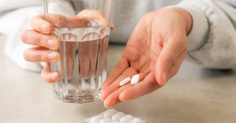 Ağrı kesiciler sandığınız kadar masum değil! Kalbi böyle etkiliyor...