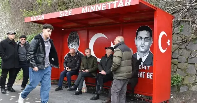 Trabzon da vefa durağı: Şehit Eren Bülbül ve Ferhat Gedik ölümsüzleşti VİDEO İZLE