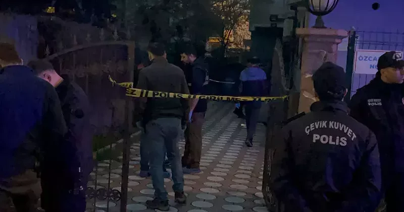 Ana oğul apartman girişinde silahlı saldırıda öldürüldü