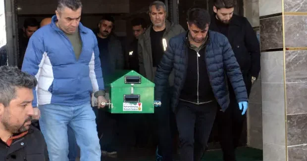 Kahramanmaraş haberleri Kahramanmaraş ta cinayet! Babasının boğazını keserek öldürdü 31 Mart 2026