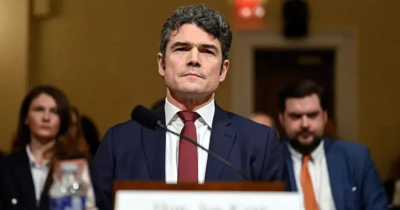 Trump ın eski sağ kolundan çarpıcı El Kaide itirafı