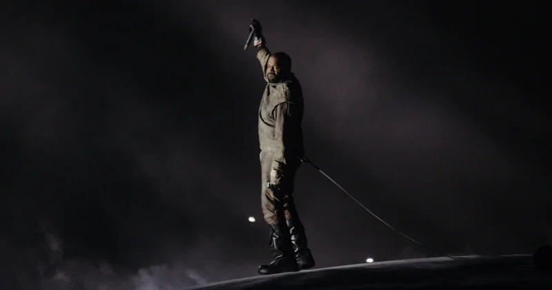 İstanbul da Kanye West rüzgarı esti: Ünlü isimler konsere akın etti