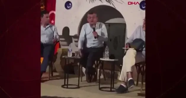 CHP li Özel Anıtkabir şovunu kendi çürüttü: Sıkışınca Atatürk ten bahsederek ilerlenmez!