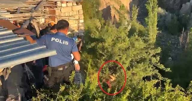 Tedaviyi reddedip kaçtı, dere yatağına düşerek ağaçta asılı kaldı Nevşehir Haberleri