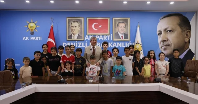 Çocuklar bayram coşkusunu AK Parti Denizli İl Başkanlığında yaşadı Denizli Haberleri