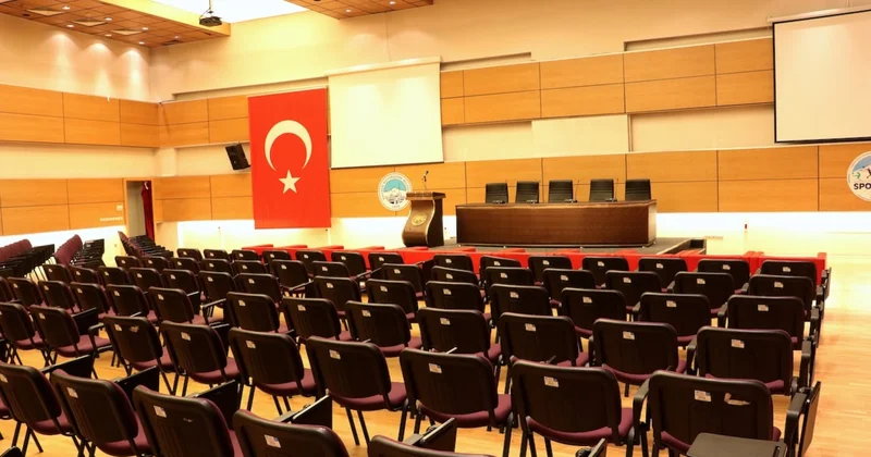 Kayserispor da salon boş kaldı, seçim ertelendi Sözcü Gazetesi