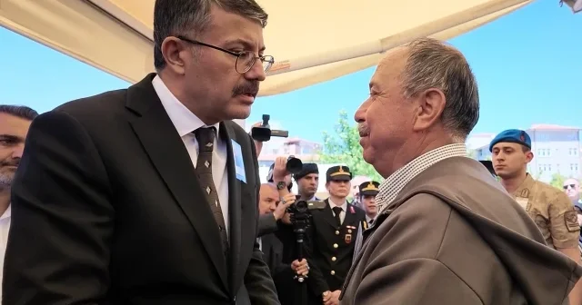 Şehit babasının metaneti yürekleri dağladı: Ne mutlu bana ben de şehit babası oldum VİDEO İZLE