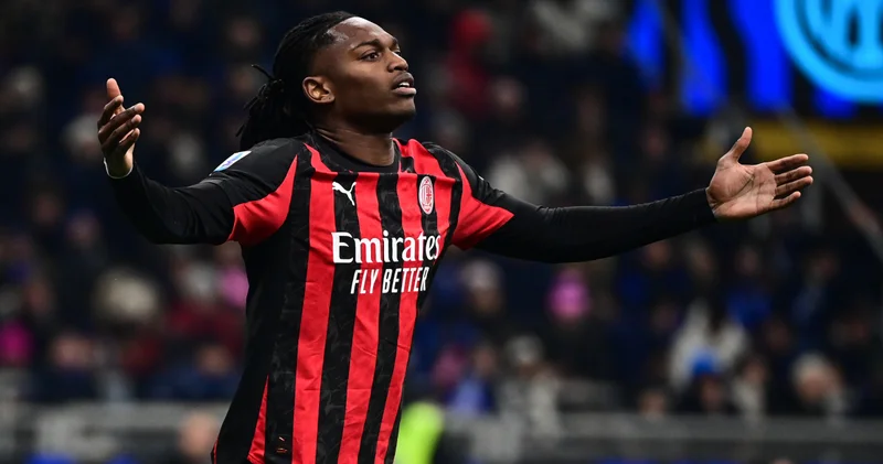 Rafael Leao dan Fenerbahçe ve Galatasaray a transfer müjdesi!