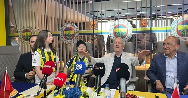 Aziz Yıldırım dan Sakarya Fenerbahçeliler Derneği ne ziyaret Sakarya Haberleri