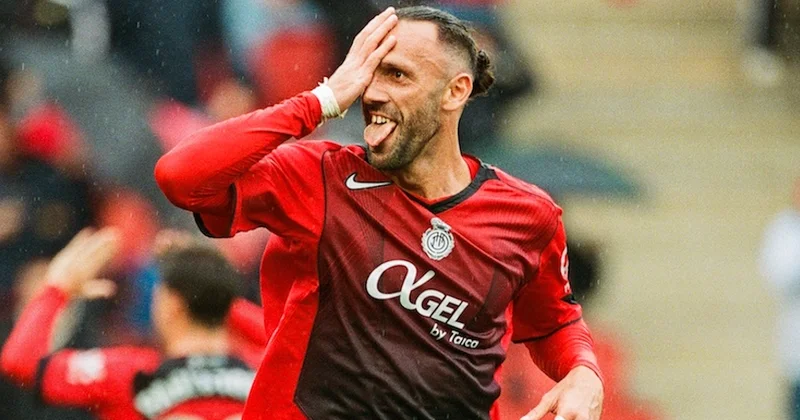 Aziz Yıldırım’ın İstanbul’a gelme isteğini reddettiği o santrfor belli oldu! O futbolcu Muriqi Sözcü Gazetesi