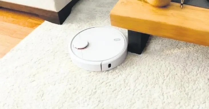 MEVLÜT TEZEL Robot süpürge yasağı!