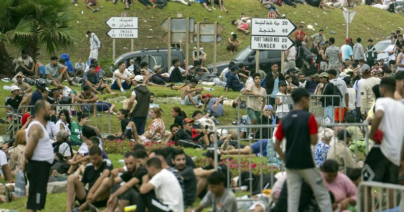 Göçmen kriziyle boğuşan İspanya ya ilk darbe! Schengen kapsamındaki serbest dolaşımı askıya aldılar
