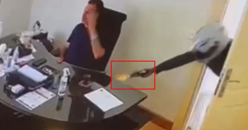 Görüntü Maalesef Türkiye den! Kapıyı açıp peş peşe tetiğe bastı