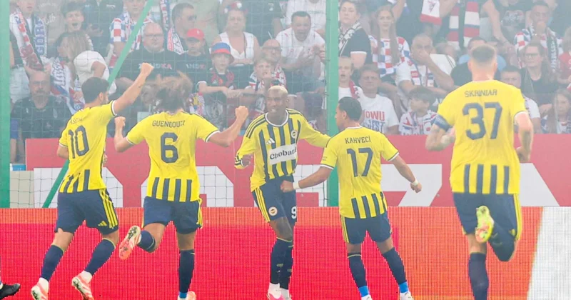 Fenerbahçe nin UEFA listesi belli oldu, iki isim dışarıda kaldı Sözcü Gazetesi