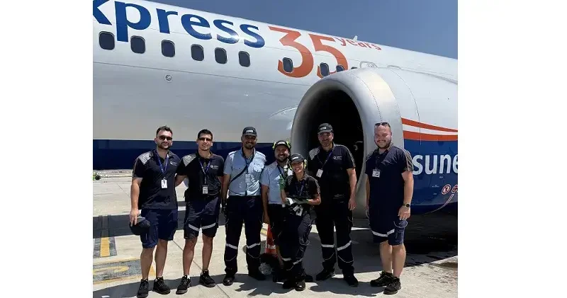 SunExpress CEO’su Schnabel, teknik personel oldu; uçak bakımı yaptı