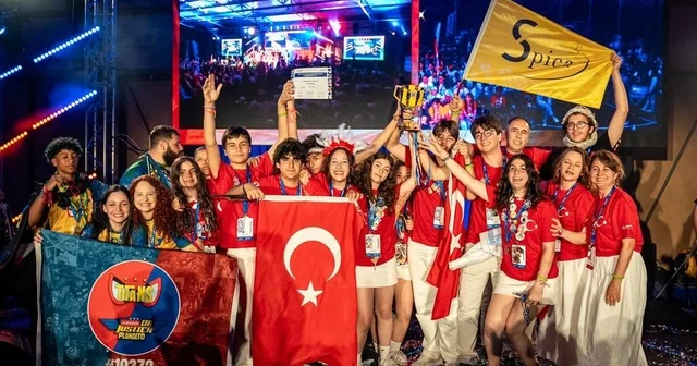 Hitit Üniversitesi nin destek verdiği robotik takımı dünya şampiyonu oldu Çorum Haberleri Habertürk Yerel Haberler