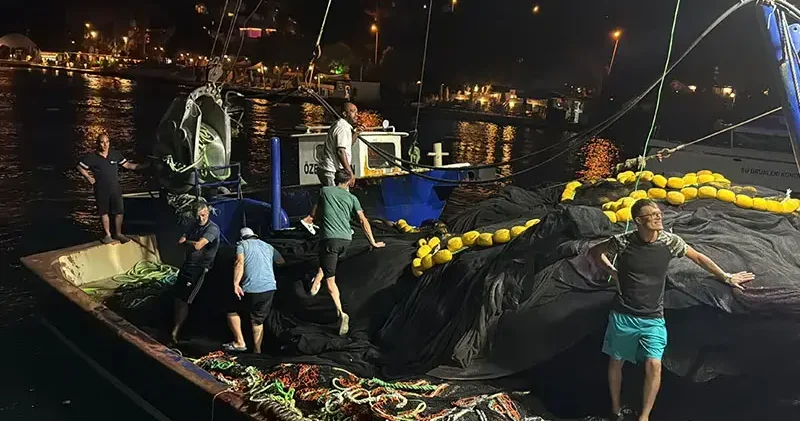 Muğla da balıkçılar, Vira Bismillah diyerek denize açıldı