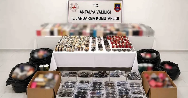 Manavgat’ta 4 milyon 350 bin liralık gümrük kaçağı ürün ele geçirildi