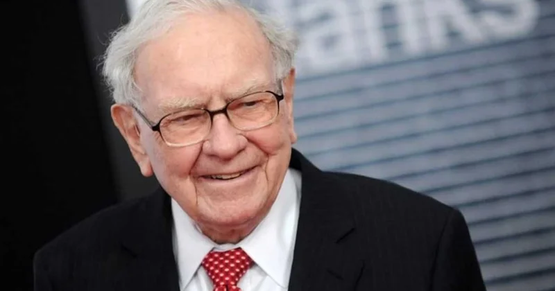 Ekonomist olmanıza gerek yok: Dünyanın en zengin yatırımcısı Warren Buffett bu 5 kuralla milyarder oldu Sözcü Gazetesi