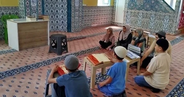 Hisarcık Saklar köyünde Yaz Kur an Kursu Kapanış Programı düzenlendi Kütahya Haberleri Habertürk Yerel Haberler
