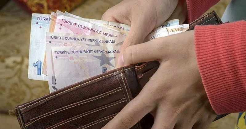 Türk İş açıkladı: Ağustosta açlık sınırı 37 bin 388 TL ye yükseldi Sözcü Gazetesi