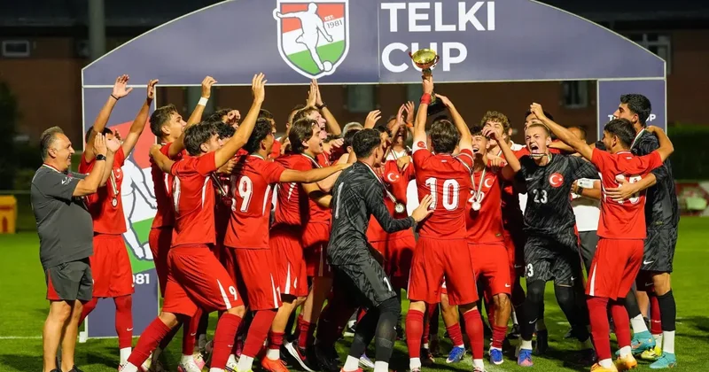 17 Yaş Altı Milli Futbol Takımı, Macaristan da şampiyon
