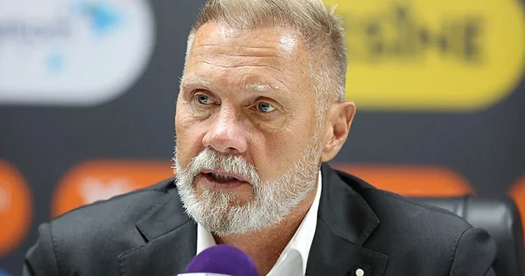 Thorsten Fink: Fenerbahçe doğru dakikalarda gol buldu!