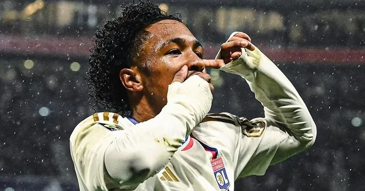 Fenerbahçe ye transferde Malick Fofana müjdesi! Teklif belli oldu