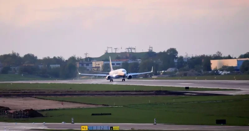 Litvanya daki Vilnius Havalimanı meteoroloji balonları nedeniyle bu ay altıncı defa kapandı