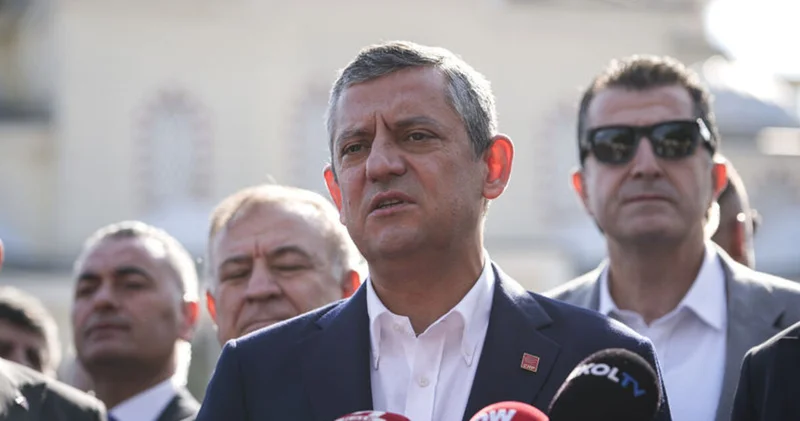 Özel, Erdal İnönüyü Anma Toplantısı na katıldı Son dakika haberleri