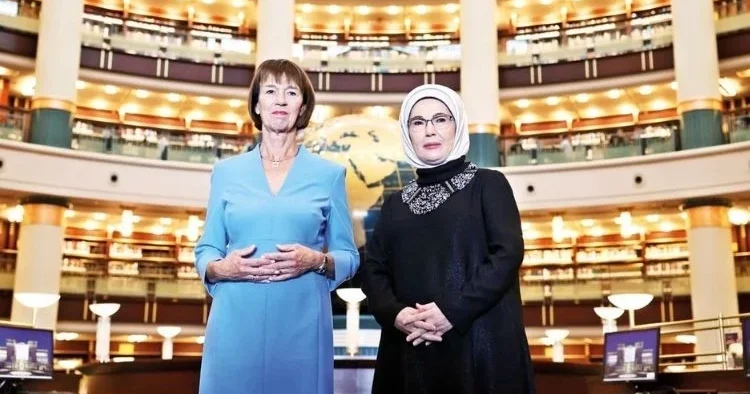 Emine Erdoğan davet etti, Merz’in eşi de geldi