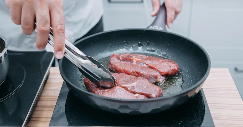 40 yıllık aşçı sırrını açıkladı: Kırmızı et bu şekilde pişince lokum gibi oluyor Sözcü Gazetesi