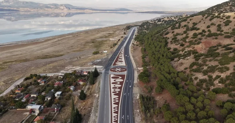 Bakan Uraloğlu duyurdu: 70 dakikalık yol 55 dakikaya düşecek!