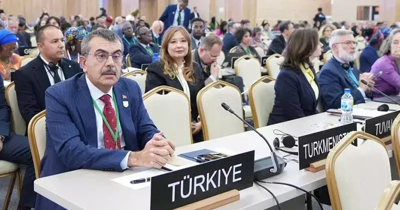 Bakan Tekin, ‘UNESCO 43’üncü Genel Konferansı Bakanlar Oturumu’nda konuştu
