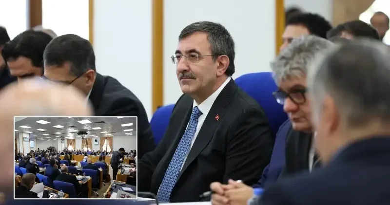 Yılmaz: Bütçedeki sapma giderden değil gelirden Politika Haberleri