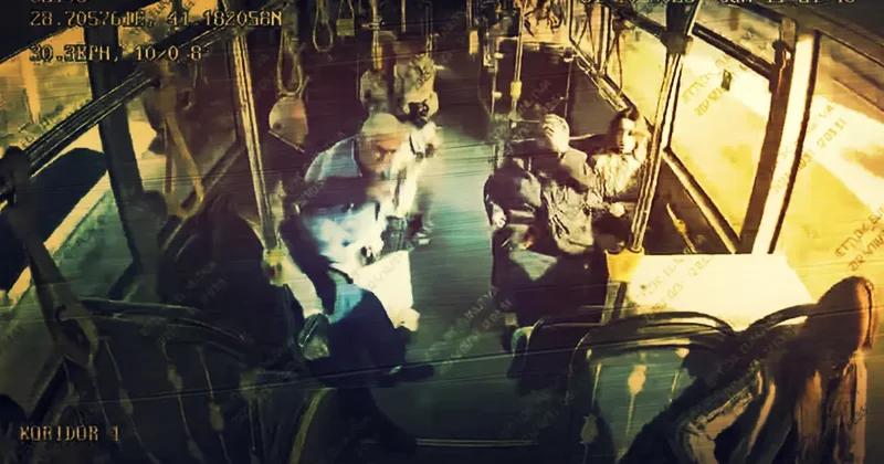 İETT otobüsünde can pazarı! Yaşanan korkunç anlar kamerada