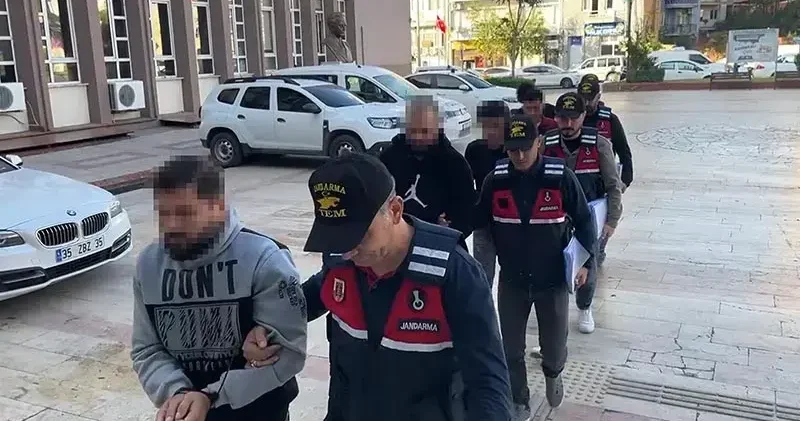 Aydın da yakalanan 5 DEAŞ şüphelisi adliyede