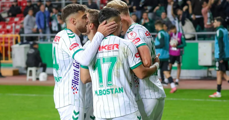 6 gollü maçta kazanan Konyaspor Sözcü Gazetesi