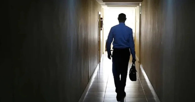 Yapay zekâ fırtınası iş gücünü vurdu: Küresel şirketler on binlerce çalışanı kapının önüne koyuyor Sözcü Gazetesi