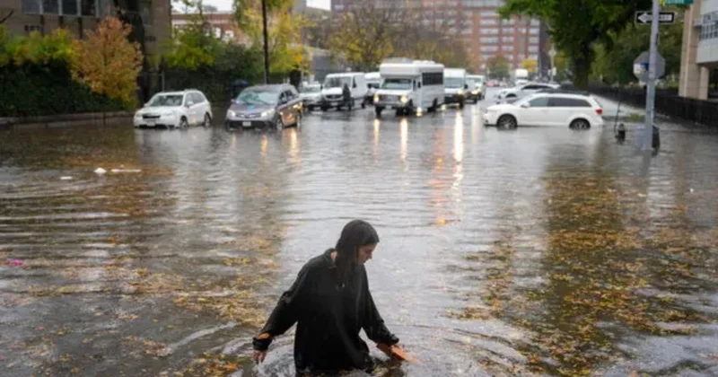 Dünyanın kalbi New Yorki sellere yenik düştü: Bodrumdaki cesetleri dalgıçlar çıkardı Sözcü Gazetesi